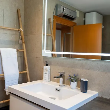 Lägenhet Primera Linea De Mar Con Parking Y Terraza *